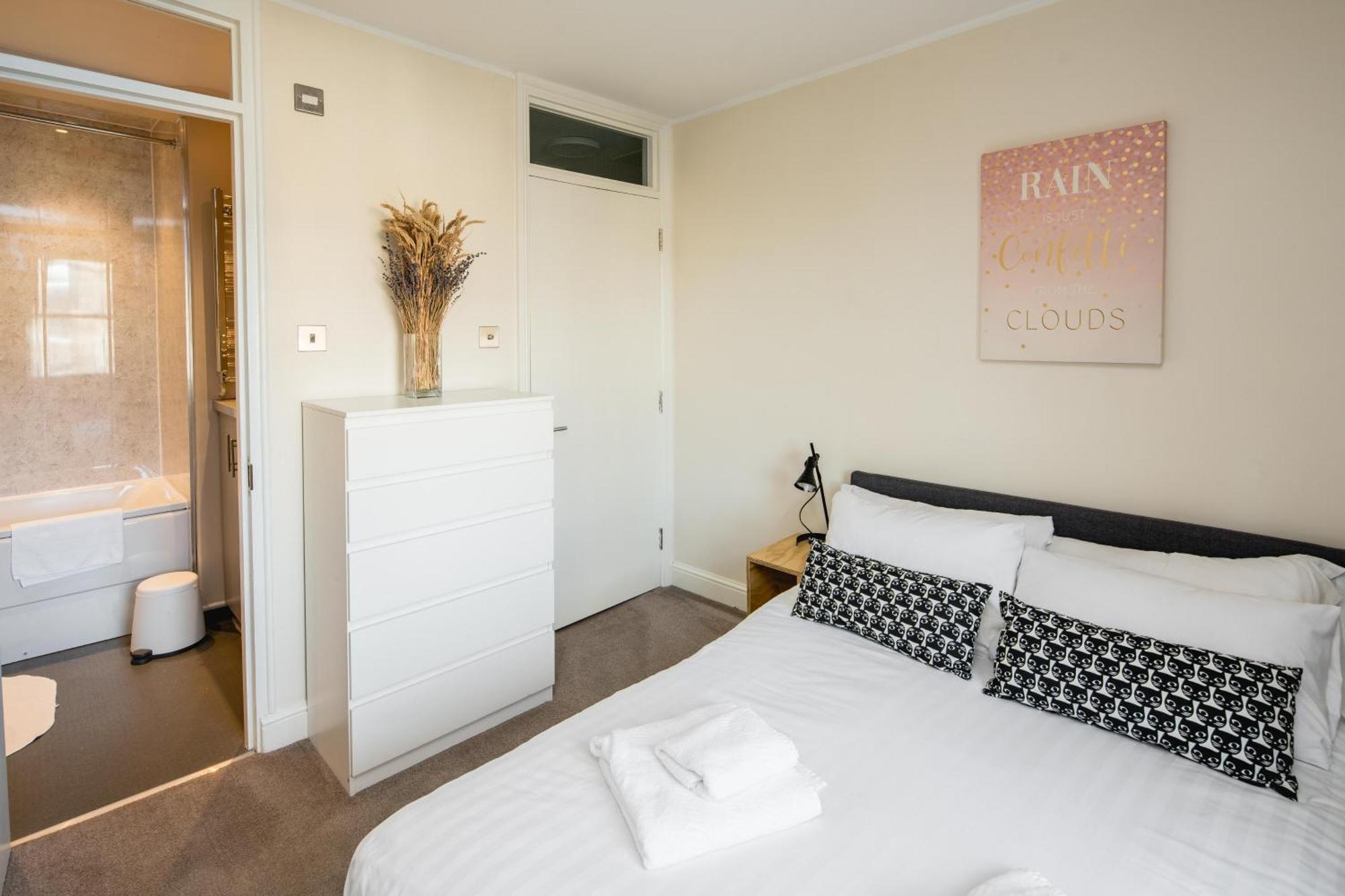 Superb 1Bd Flat In The Heart Of Camden Town Leilighet London Eksteriør bilde